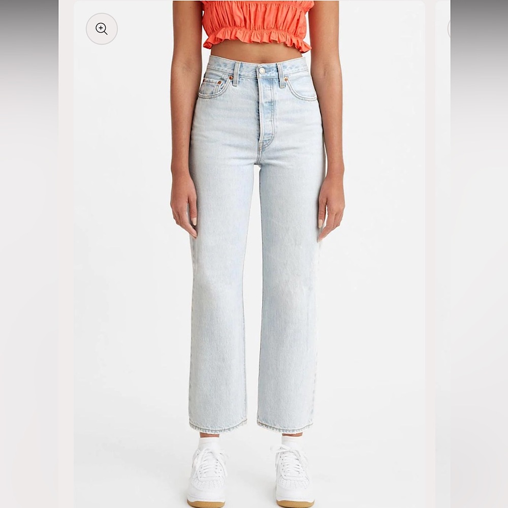 Levi’s Ribcage Straight in Ojai Shore, Size 28